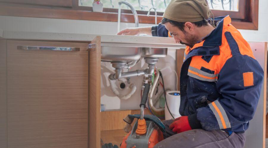 Professional same day plumber in Swisshome, OR